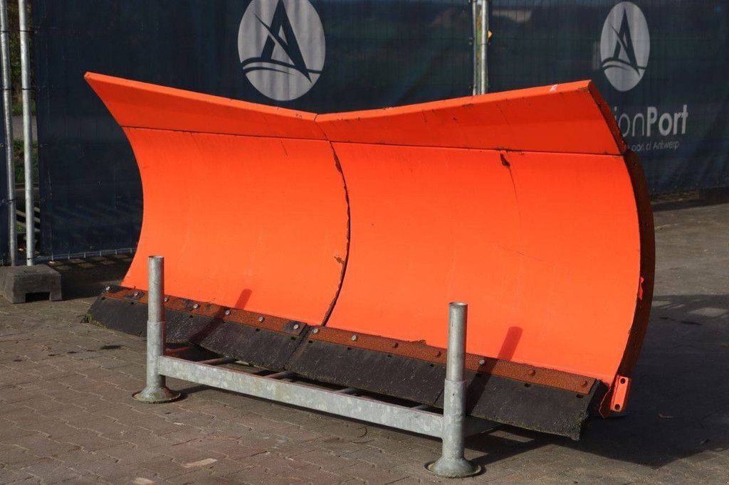 Schneepflug tip Sonstige Onbekend, Gebrauchtmaschine in Antwerpen (Poză 9)