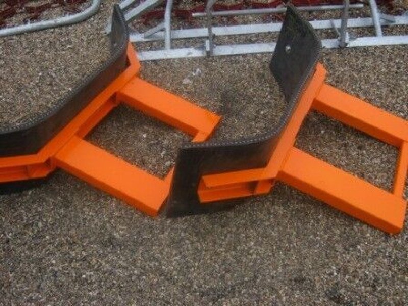 Schneepflug typu Sonstige Rubberschuif met lepelinsteek, Neumaschine v Goudriaan (Obrázek 1)