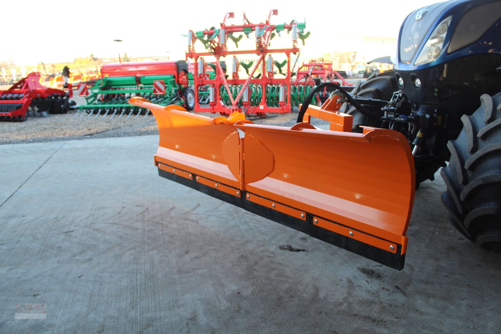 Schneepflug Türe ait Sonstige SAT Varioschneepflug - Schneepflug, Neumaschine içinde Eberschwang (resim 14)