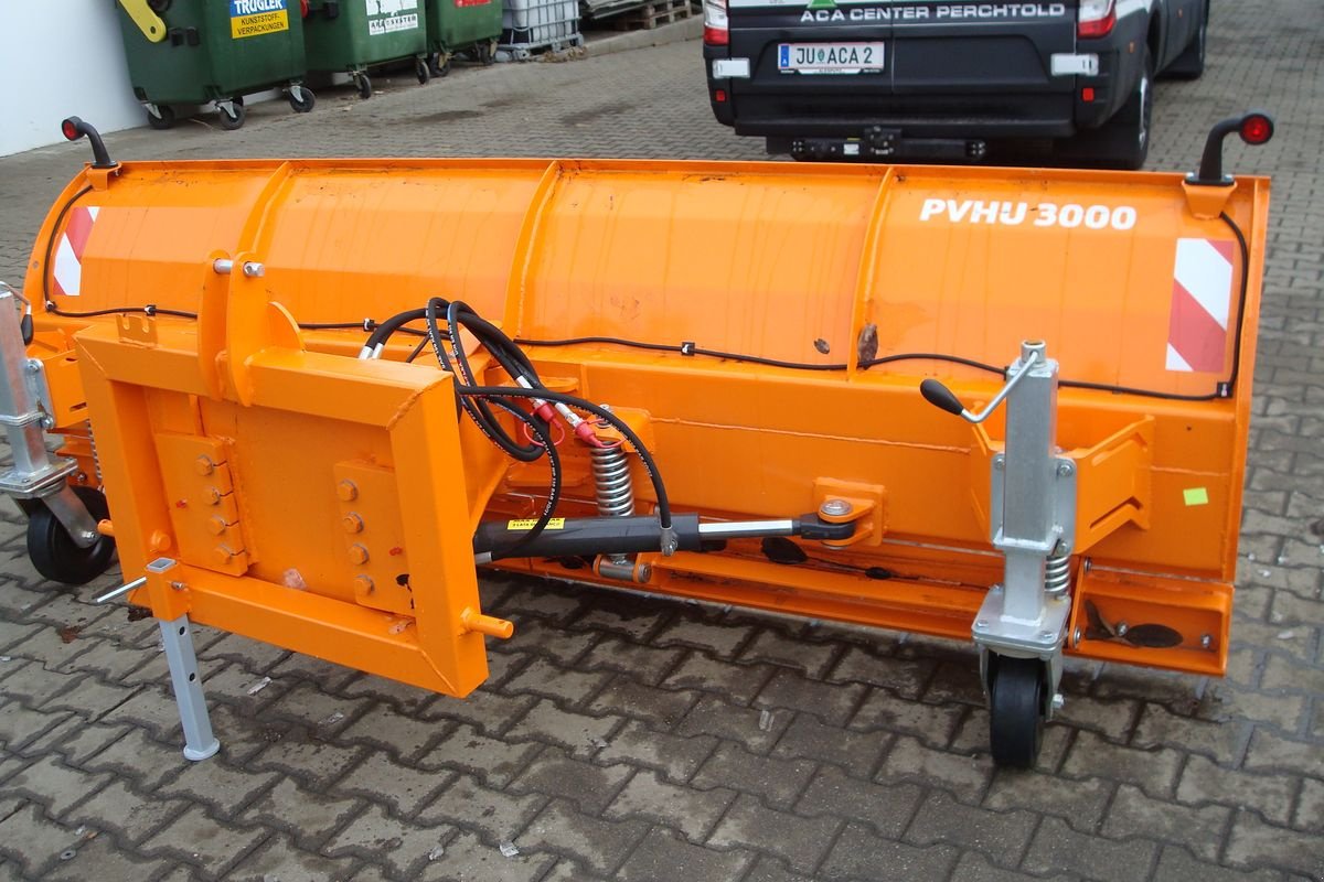 Schneepflug Türe ait Sonstige Schneepflug 3000, Neumaschine içinde Judenburg (resim 2)