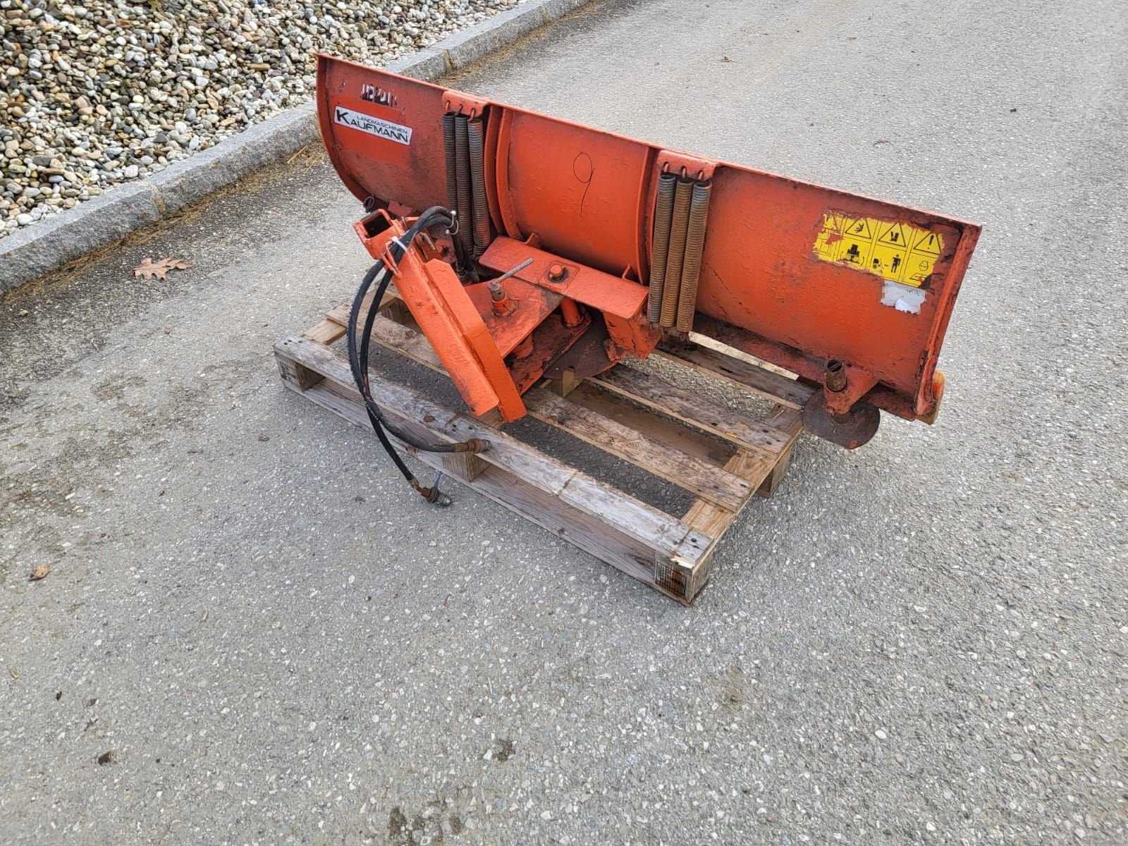 Schneepflug of the type Sonstige Schneepflug Kubota, Gebrauchtmaschine in NATTERNBACH (Picture 2)