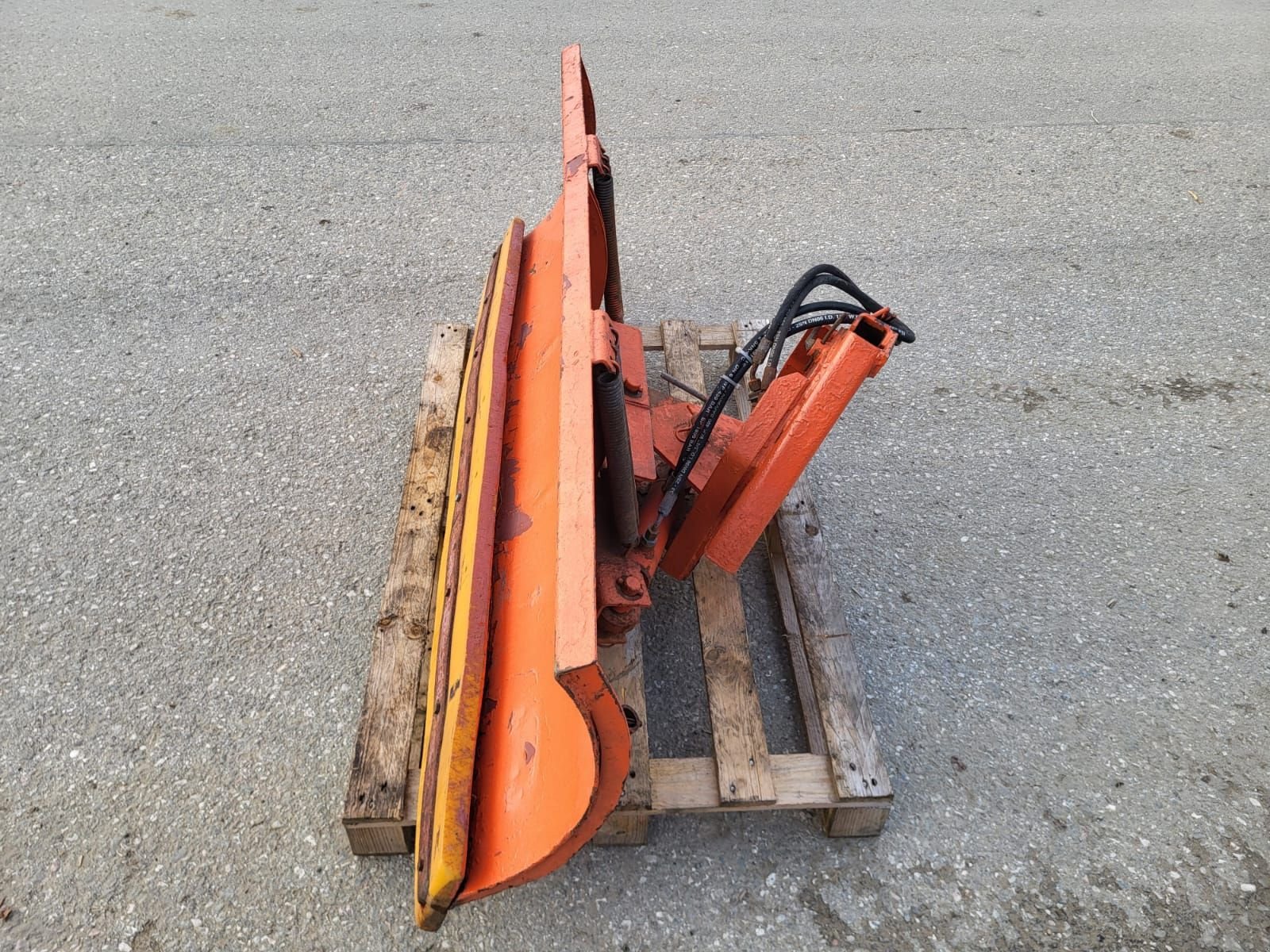 Schneepflug of the type Sonstige Schneepflug Kubota, Gebrauchtmaschine in NATTERNBACH (Picture 7)