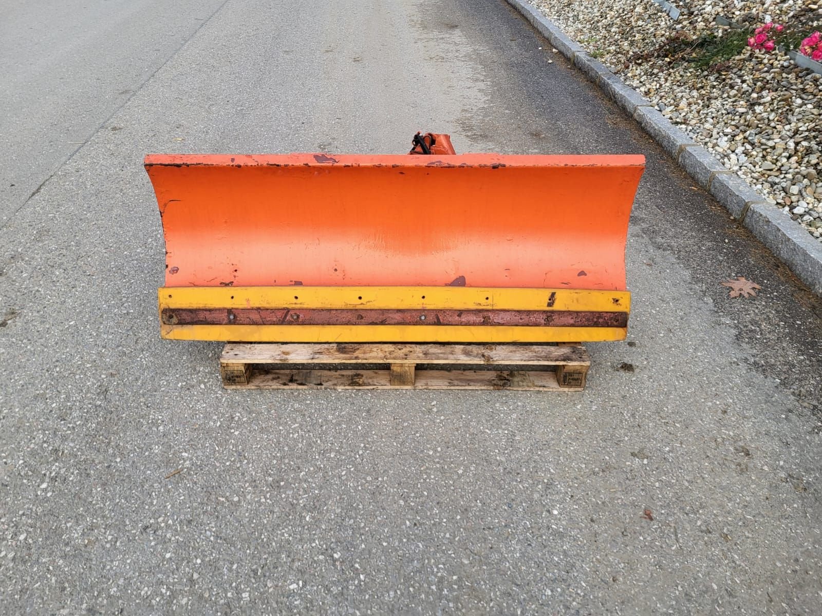 Schneepflug of the type Sonstige Schneepflug Kubota, Gebrauchtmaschine in NATTERNBACH (Picture 4)