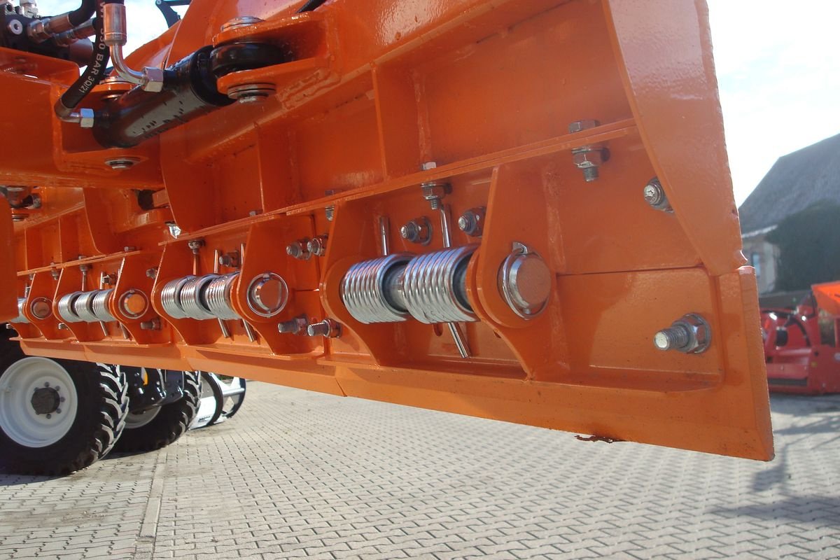 Schneepflug des Typs Sonstige Schneepflug Vario Mini, Neumaschine in Judenburg (Bild 13)