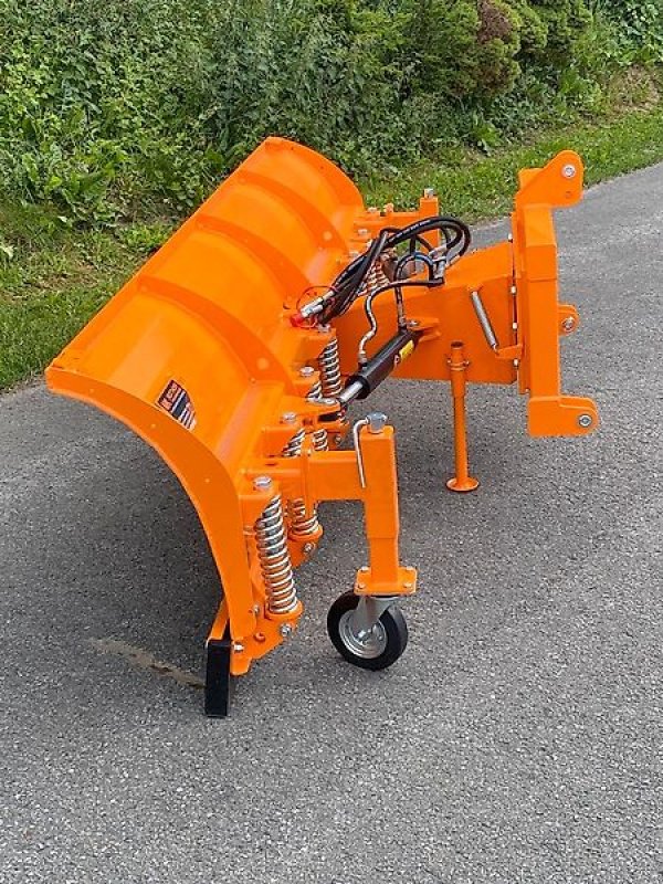 Schneepflug des Typs Sonstige Schneeschild Schneeräumschild Räumschild Planierschild Schild, Gebrauchtmaschine in Schmallenberg (Bild 3)