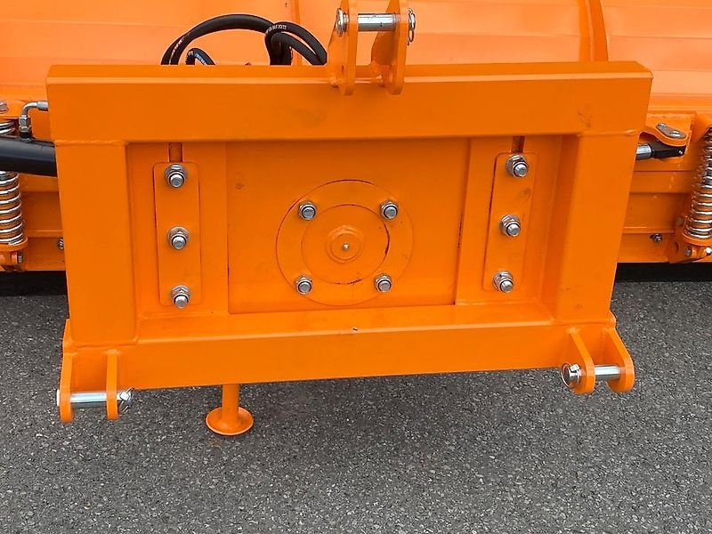 Schneepflug des Typs Sonstige Schneeschild Schneeräumschild Räumschild Planierschild Schild, Gebrauchtmaschine in Schmallenberg (Bild 6)