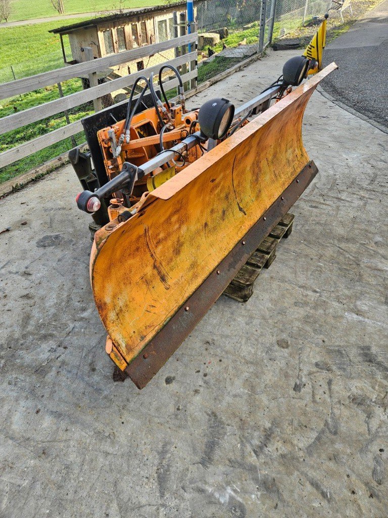 Schneepflug Türe ait Sonstige Sonstiges, Gebrauchtmaschine içinde Ettiswil (resim 3)