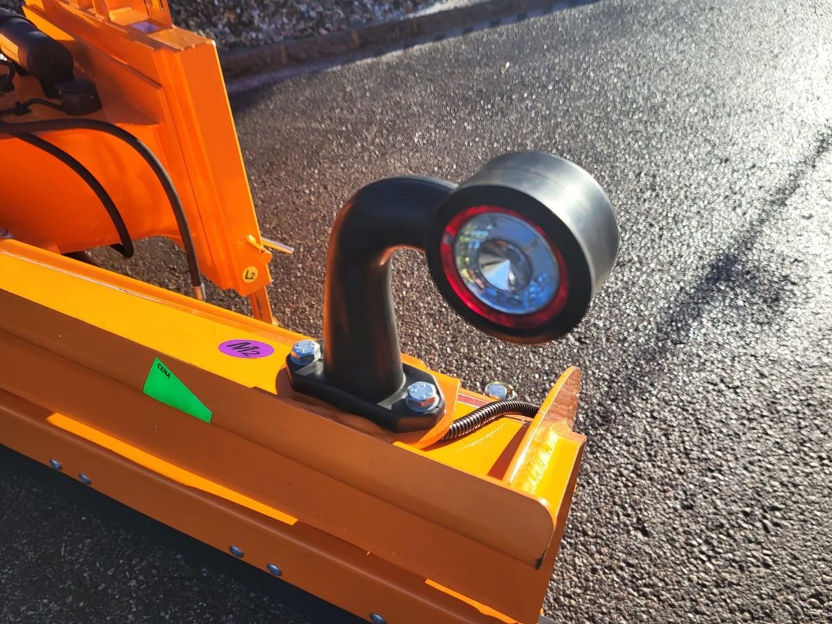 Schneepflug des Typs Sonstige Stekro PVHU5P 2900 VARIO Schneepflug, Neumaschine in NATTERNBACH (Bild 12)