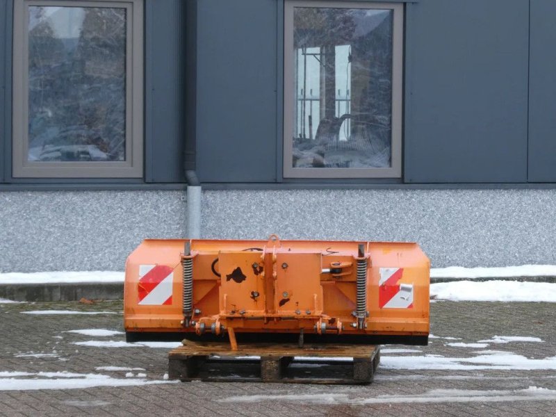 Schneepflug типа Sonstige Tarpan Pro TP180 / 180cm Hydraulische shift, Gebrauchtmaschine в Swifterband (Фотография 1)