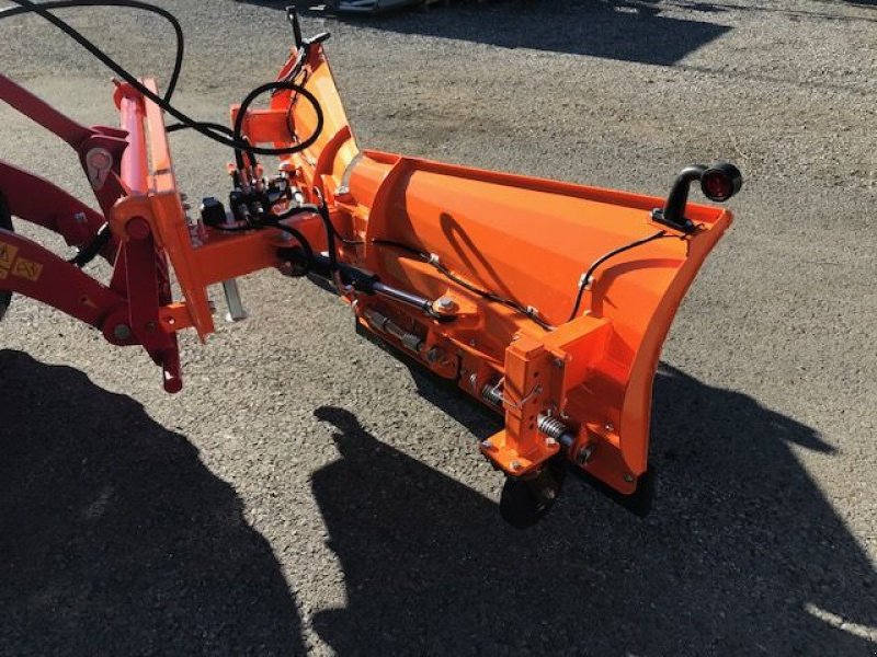 Schneepflug des Typs Sonstige V-Schneepflug Vario 2,20m Euroaufnahme, Neumaschine in Tamsweg (Bild 7)