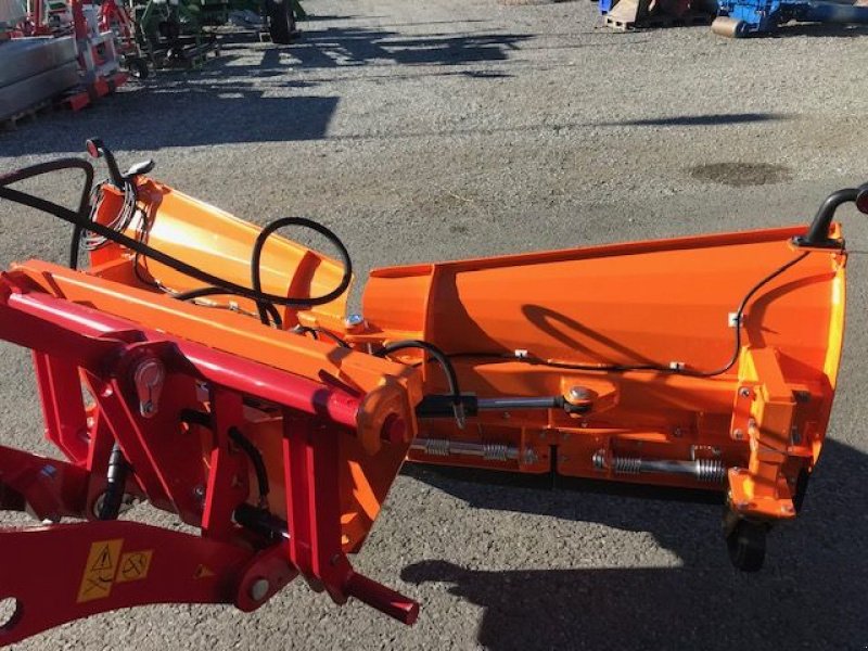 Schneepflug des Typs Sonstige V-Schneepflug Vario 2,20m Euroaufnahme, Neumaschine in Tamsweg (Bild 9)