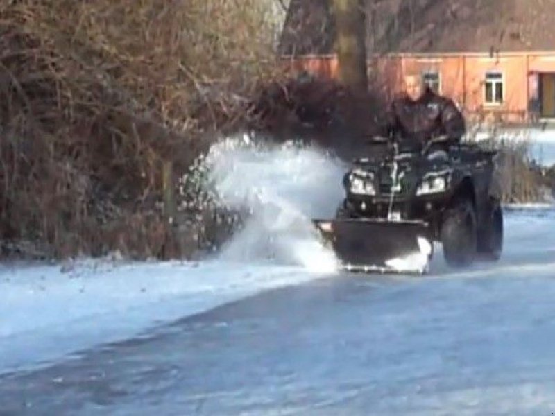 Schneepflug typu Sonstige Warn sneeuwschuif 137 cm, Gebrauchtmaschine v Stolwijk (Obrázek 1)