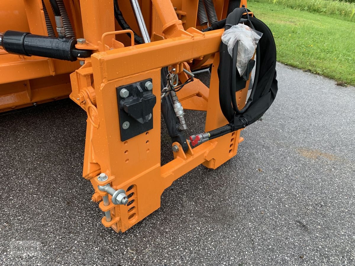 Schneepflug des Typs Springer Schneeschild SHL 3004-2, Neumaschine in Eben (Bild 10)