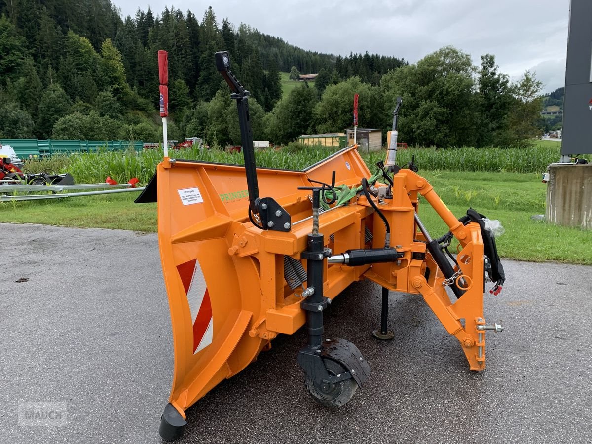 Schneepflug des Typs Springer Schneeschild SHL 3004-2, Neumaschine in Eben (Bild 12)