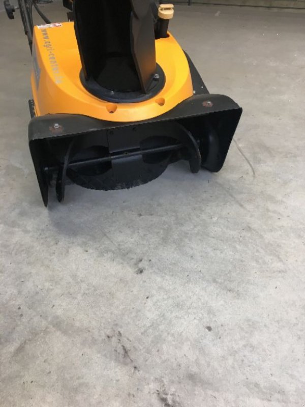 Schneepflug Türe ait Stiga Snow Prisma, Gebrauchtmaschine içinde Allerborn (resim 3)