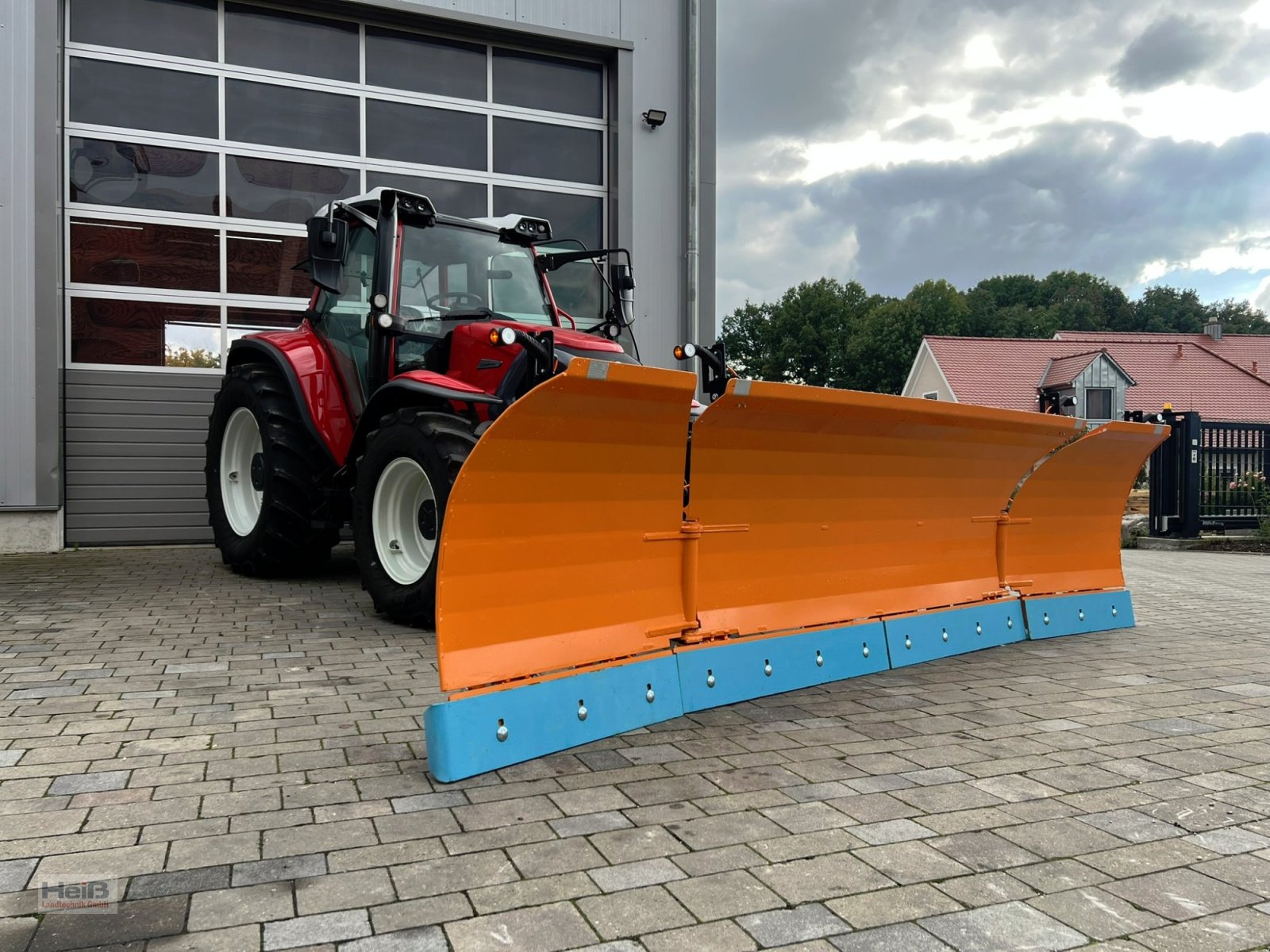 Schneepflug des Typs Trejon UPX 440, Neumaschine in Merkendorf (Bild 2)