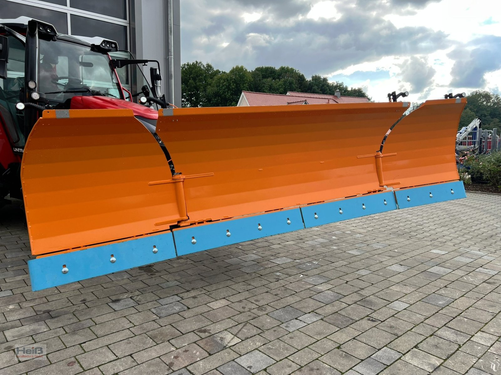 Schneepflug des Typs Trejon UPX 440, Neumaschine in Merkendorf (Bild 4)