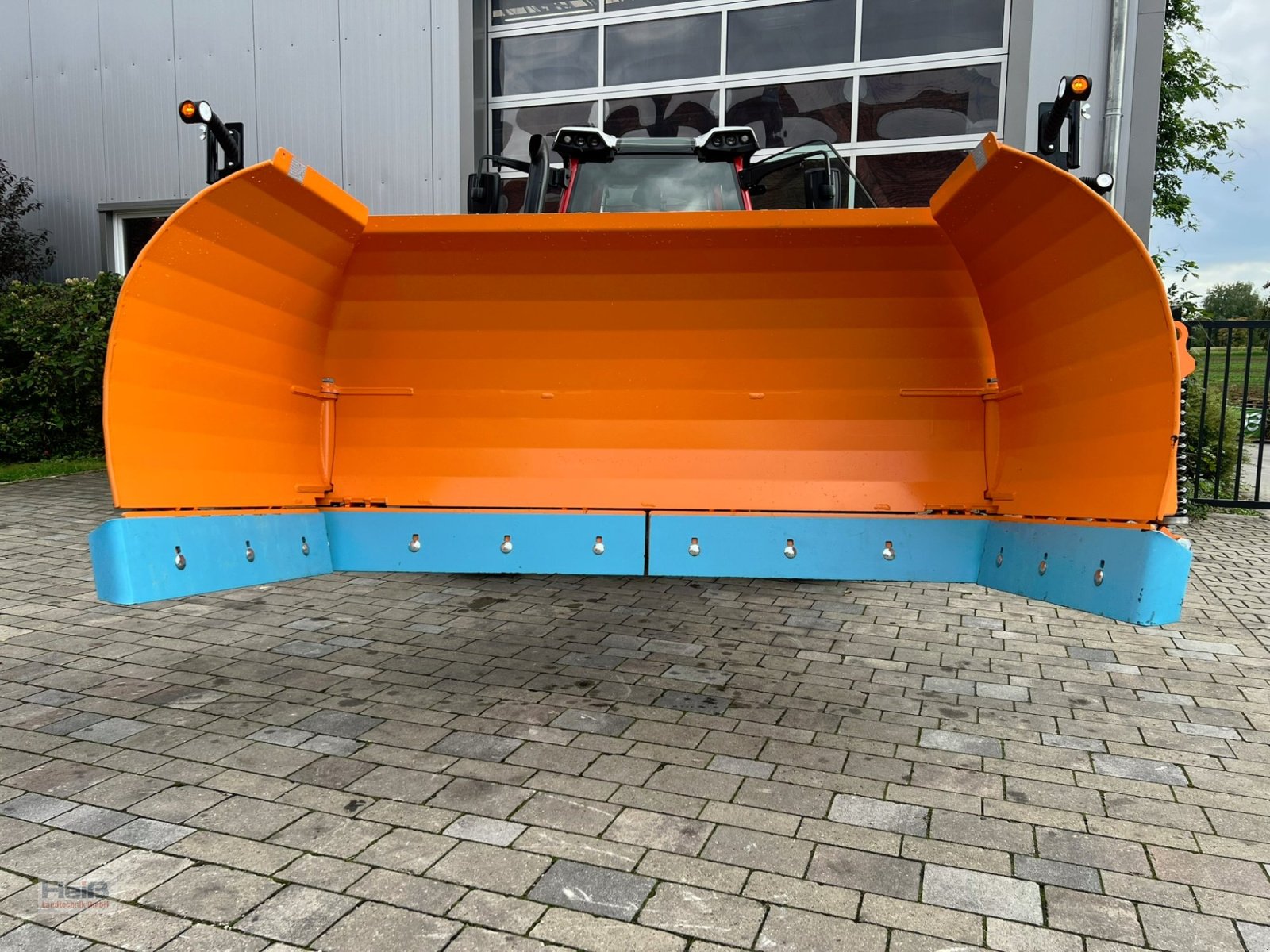 Schneepflug des Typs Trejon UPX 440, Neumaschine in Merkendorf (Bild 5)