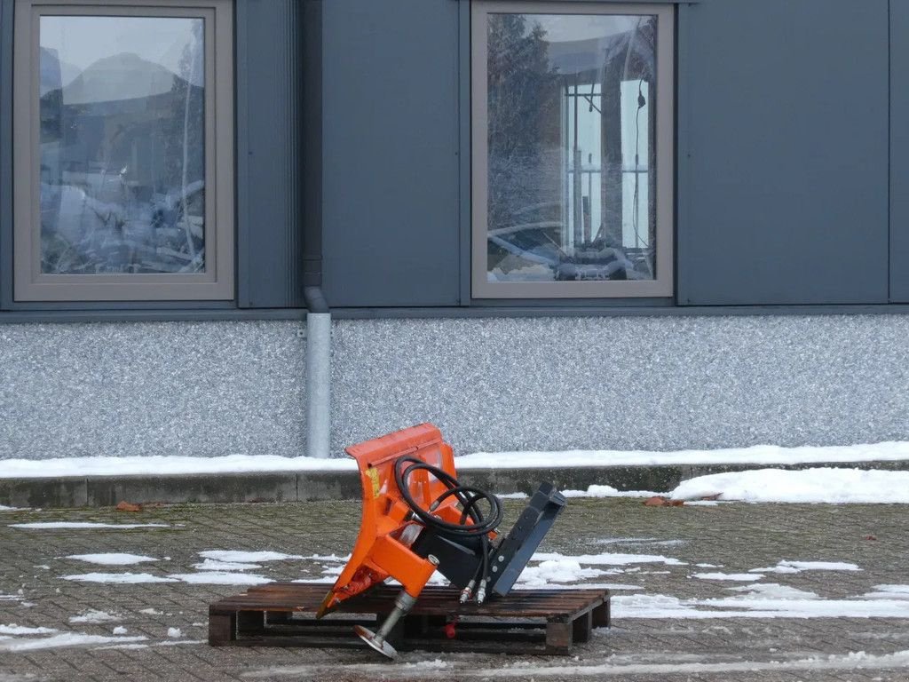 Schneepflug of the type Tuchel 160cm Hydro Swing, Gebrauchtmaschine in Swifterband (Picture 1)