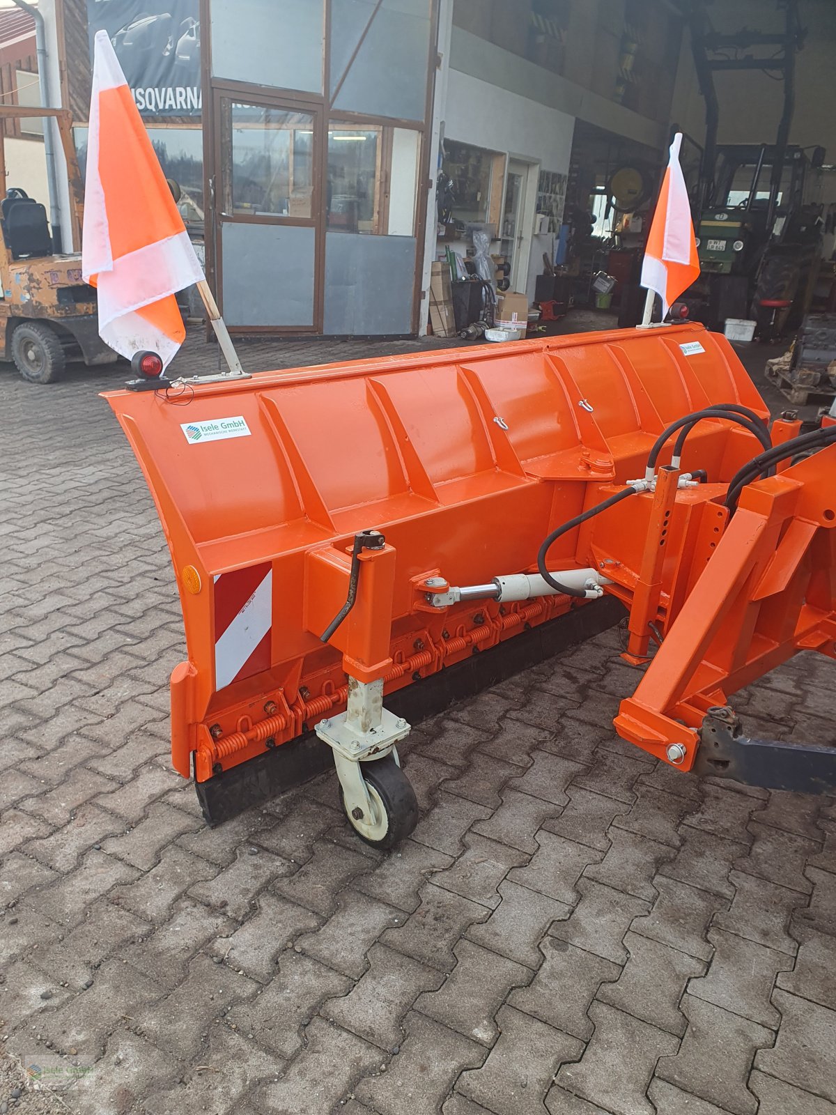 Schneepflug des Typs Tuchel SF 250, Gebrauchtmaschine in Weilheim-Heubach (Bild 1)