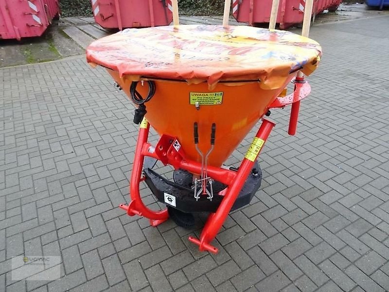Schneepflug des Typs Vemac Dexwal Salzstreuer Trichterstreuer, Streuer, 200L Kommunal NEU, Neumaschine in Sülzetal OT Osterweddingen (Bild 10)