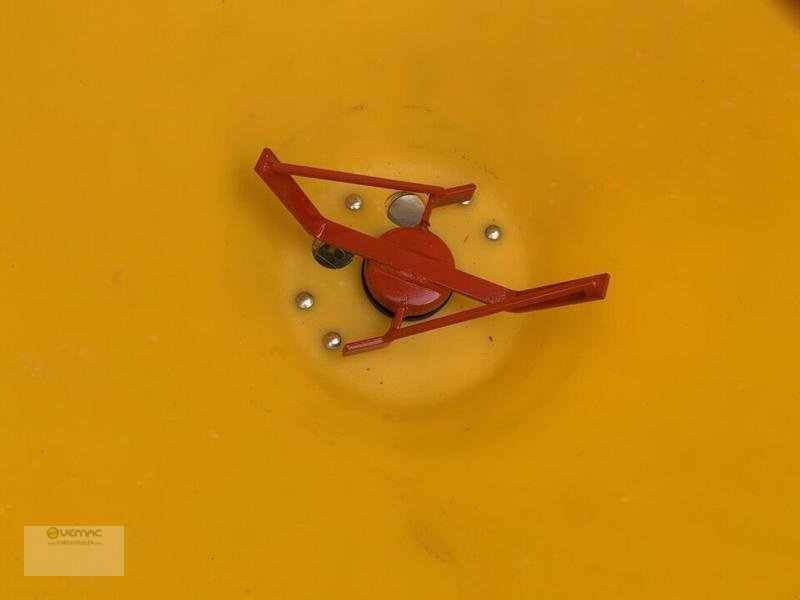 Schneepflug of the type Vemac Streuer Profi 500 Hydraulikmotor Hydraulik Radlader Traktor NEU, Neumaschine in Sülzetal OT Osterweddingen (Picture 15)
