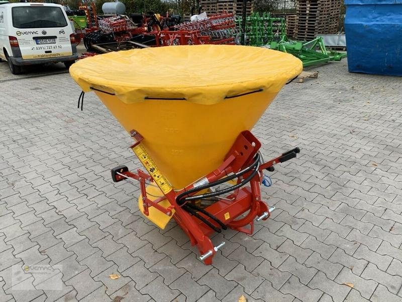 Schneepflug of the type Vemac Streuer Profi 500 Hydraulikmotor Hydraulik Radlader Traktor NEU, Neumaschine in Sülzetal OT Osterweddingen (Picture 5)