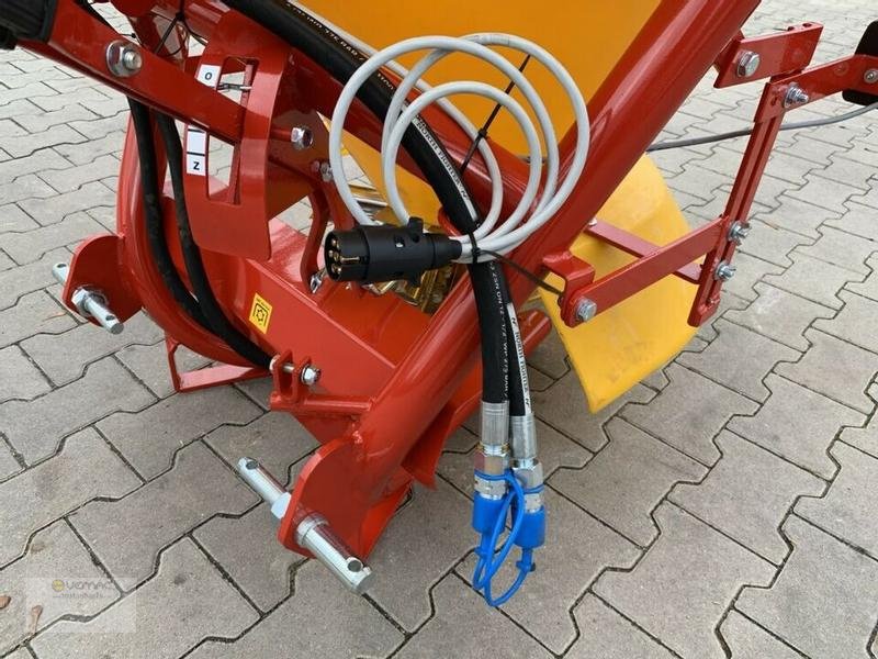 Schneepflug of the type Vemac Streuer Profi 500 Hydraulikmotor Hydraulik Radlader Traktor NEU, Neumaschine in Sülzetal OT Osterweddingen (Picture 11)