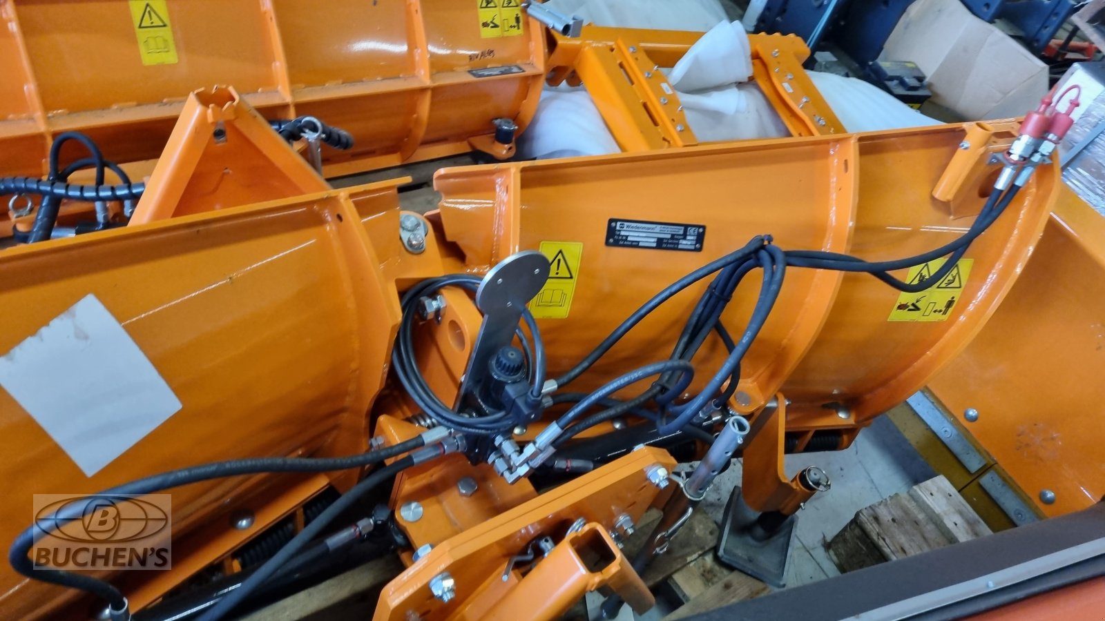 Schneepflug des Typs Wiedenmann Snow Master Vario 3355, Neumaschine in Olpe (Bild 7)