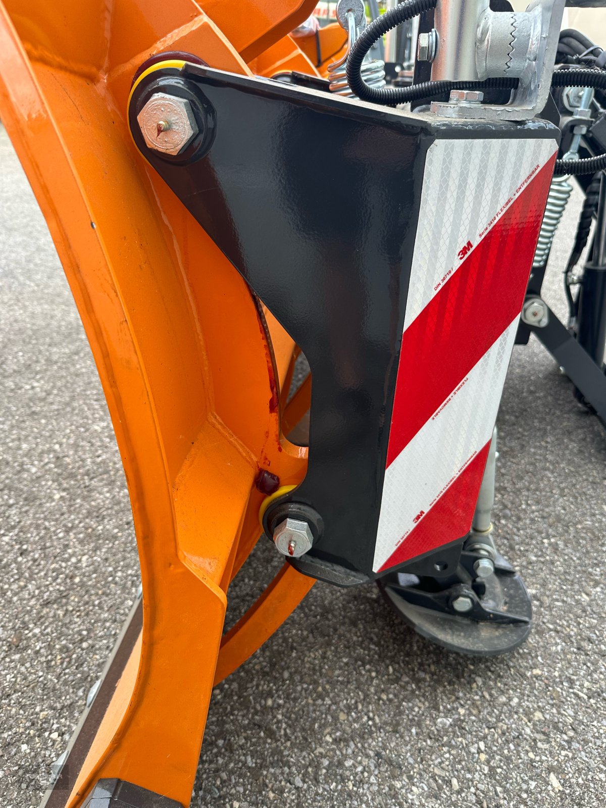 Schneepflug des Typs Wintec T III 280, Neumaschine in Rankweil (Bild 9)