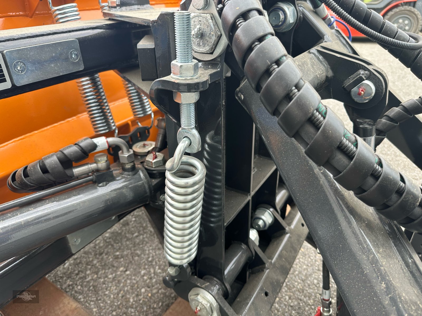 Schneepflug des Typs Wintec T III 280, Neumaschine in Rankweil (Bild 8)