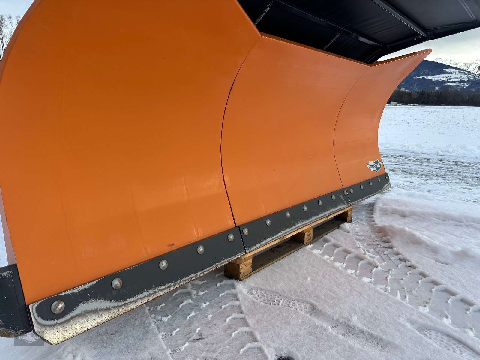 Schneepflug des Typs Wintec TK III 300 Dreipunkt mit Windleitschirm und Laufrädern, Gebrauchtmaschine in Rankweil (Bild 3)