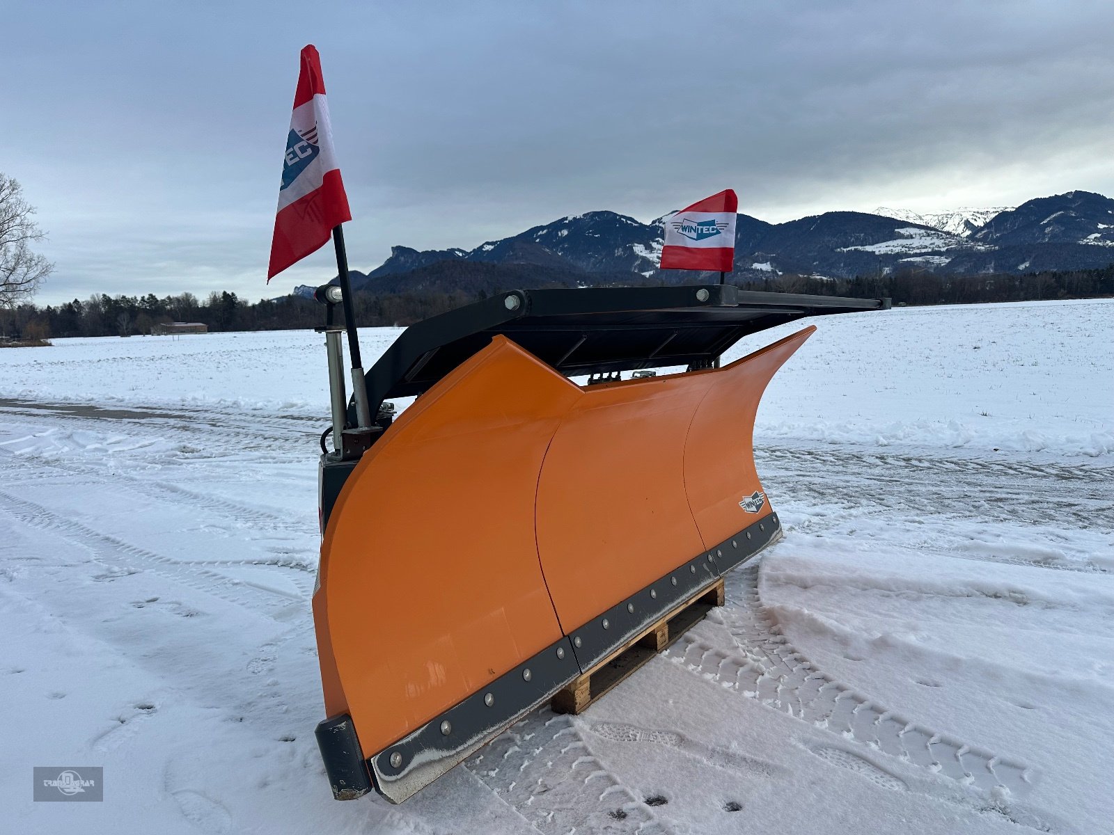 Schneepflug des Typs Wintec TK III 300 Dreipunkt mit Windleitschirm und Laufrädern, Gebrauchtmaschine in Rankweil (Bild 4)