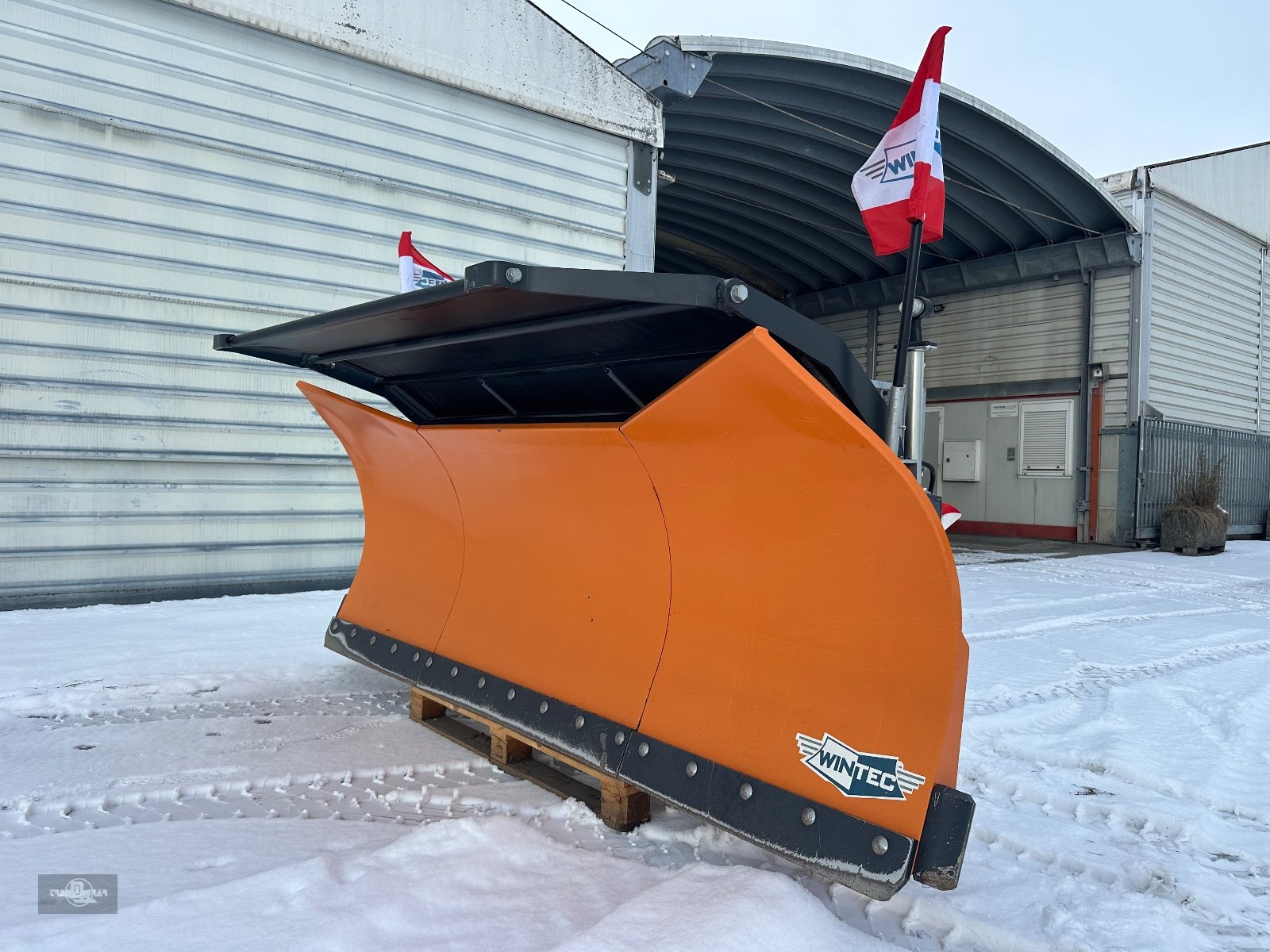 Schneepflug des Typs Wintec TK III 300 Dreipunkt mit Windleitschirm und Laufrädern, Gebrauchtmaschine in Rankweil (Bild 13)