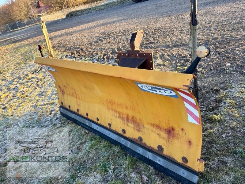 Schneeräumschild типа AV Tec Schneeräumschild 2,5m, Gebrauchtmaschine в Liebenwalde