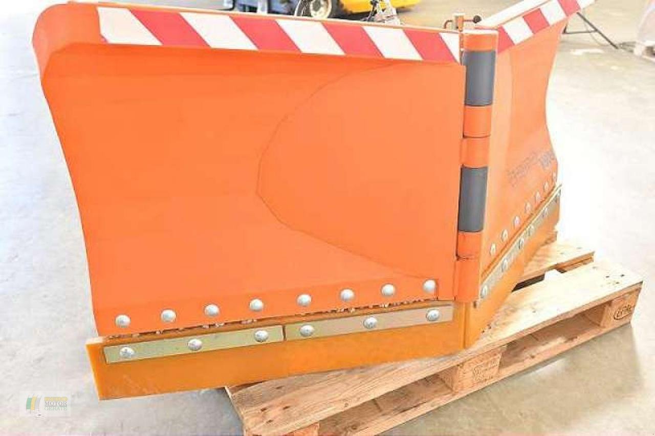 Schneeräumschild del tipo Bema SCHNEESCHILD V-800, Gebrauchtmaschine In Cloppenburg (Immagine 2)