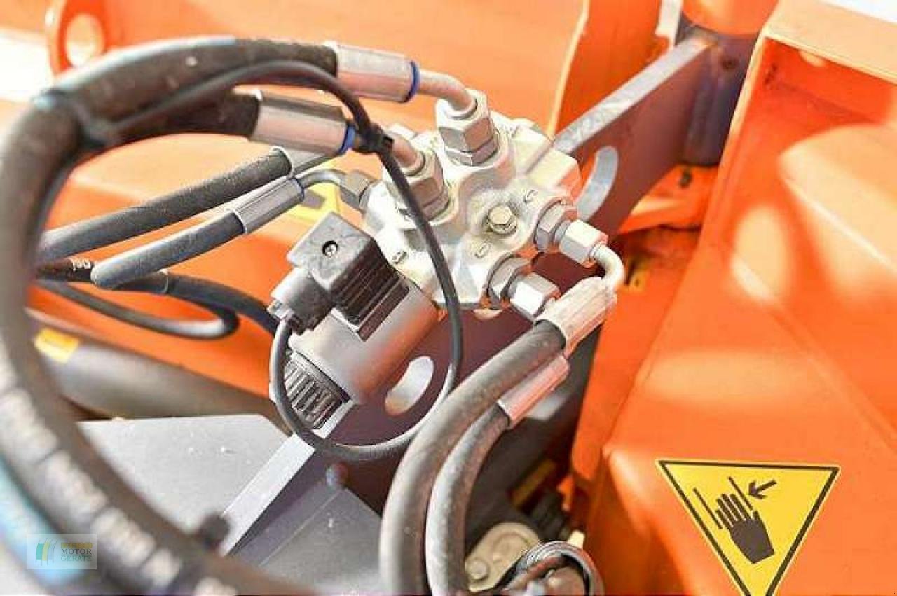 Schneeräumschild del tipo Bema SCHNEESCHILD V-800, Gebrauchtmaschine In Cloppenburg (Immagine 7)