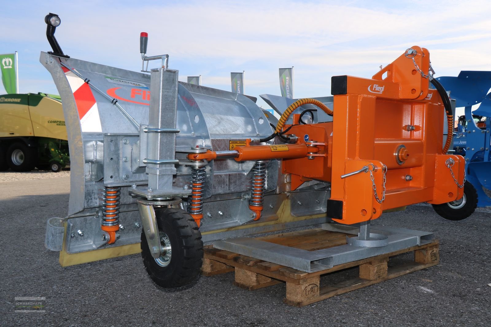 Schneeräumschild Türe ait Fliegl AgroCenter Schneeschild 2,7m, Neumaschine içinde Gampern (resim 4)