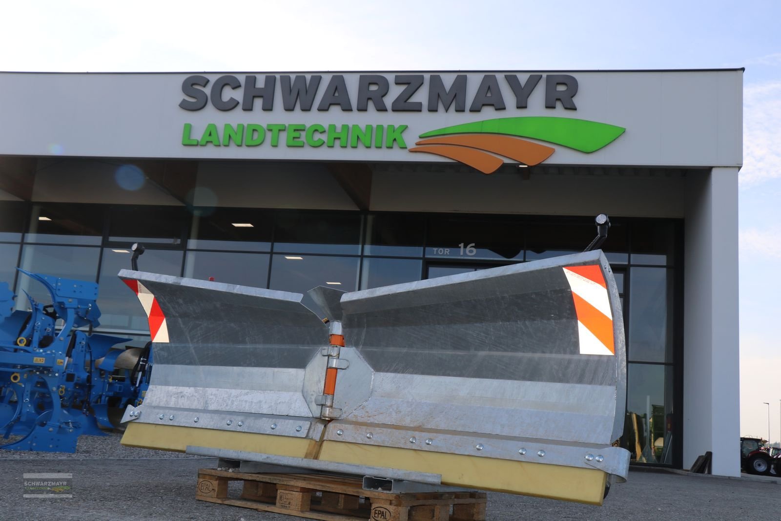 Schneeräumschild Türe ait Fliegl AgroCenter Schneeschild 2,7m, Neumaschine içinde Gampern (resim 1)