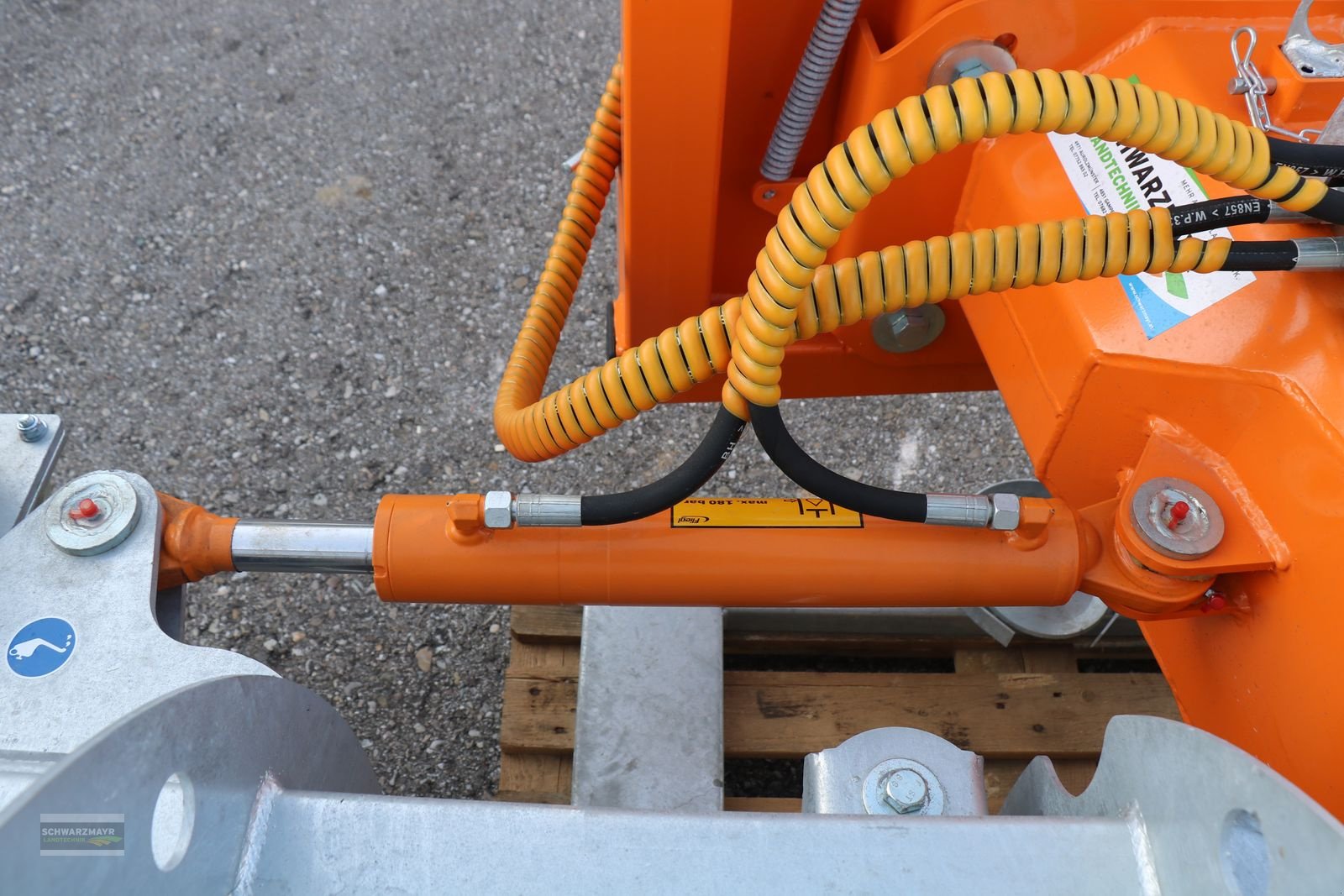 Schneeräumschild Türe ait Fliegl AgroCenter Schneeschild 2,7m, Neumaschine içinde Gampern (resim 8)