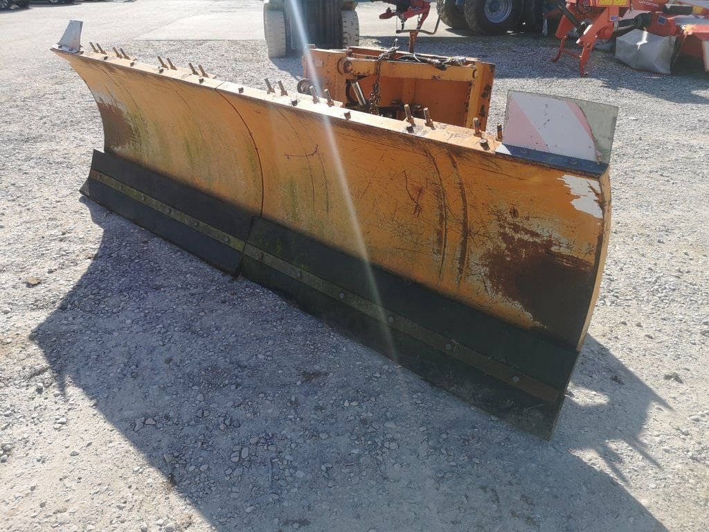 Schneeräumschild des Typs France Elevateur ETS FARGE EFU30, Gebrauchtmaschine in BEAULEU (Bild 2)