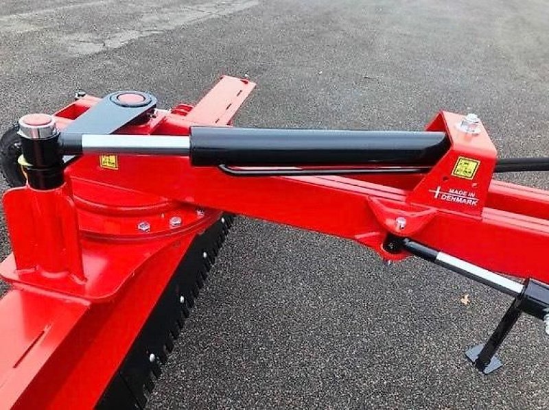 Schneeräumschild typu Fransgard Planierschild Wegehobel Schiebeschild Schneeschild, Gebrauchtmaschine v Schmallenberg (Obrázek 9)