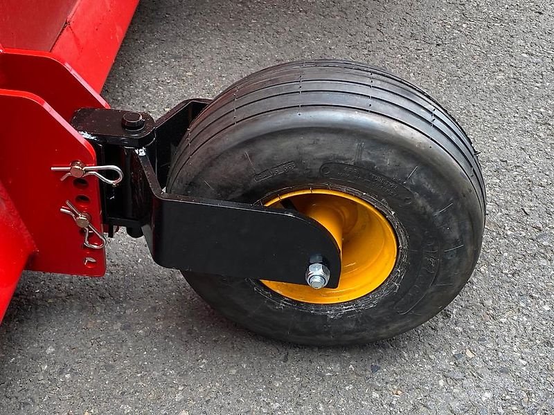 Schneeräumschild typu Fransgard Planierschild Wegehobel Schiebeschild Schneeschild, Gebrauchtmaschine v Schmallenberg (Obrázek 9)