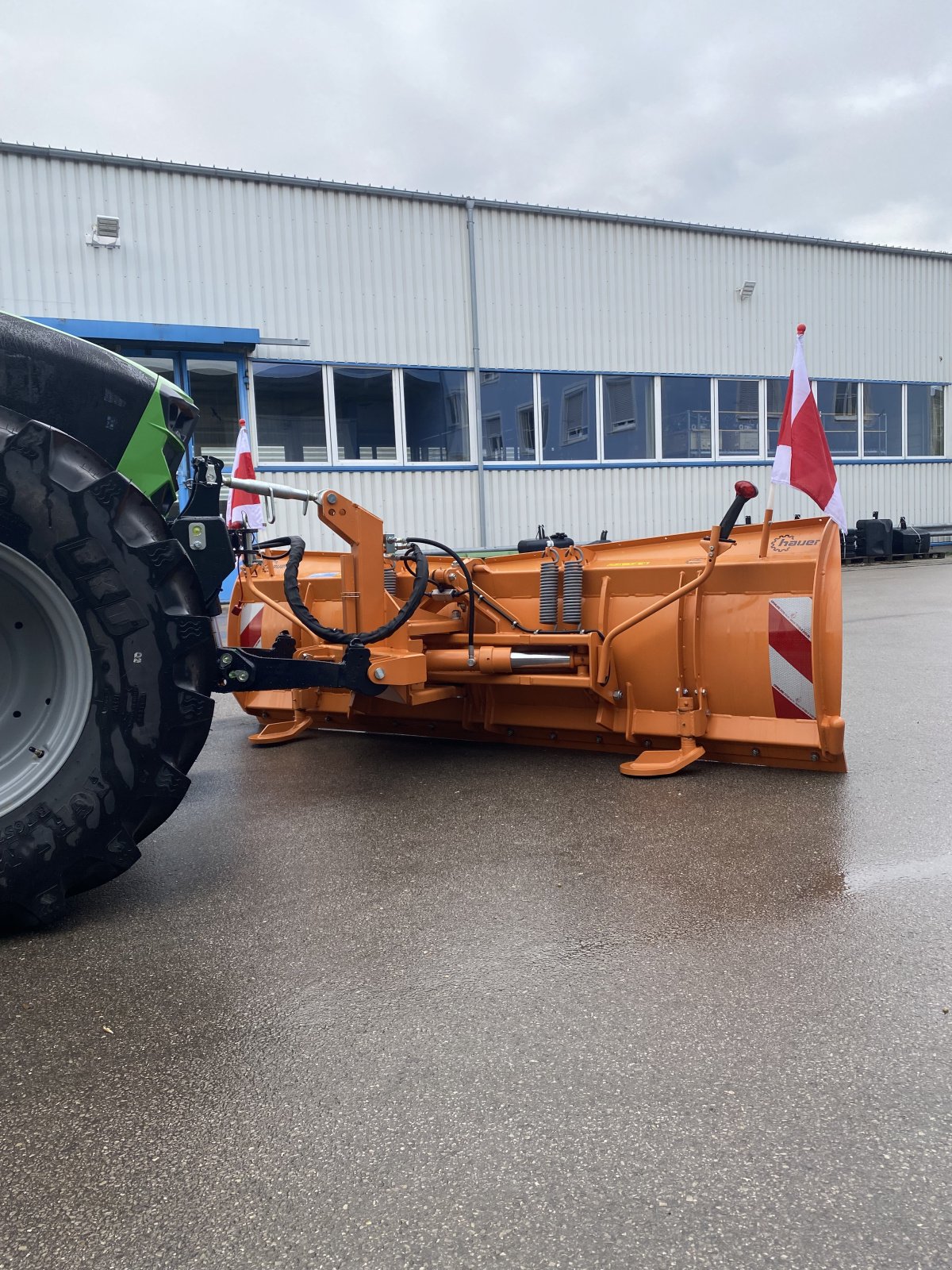 Schneeräumschild of the type Hauer HSH 2800, Neumaschine in St.Andrä-Wördern (Picture 8)