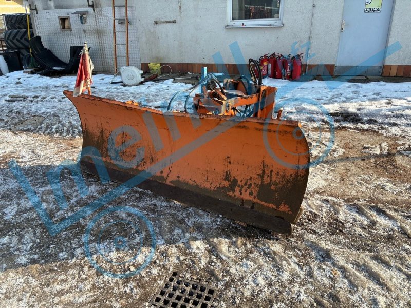 Schneeräumschild des Typs Hauer Schneepflug, Gebrauchtmaschine in Eferding (Bild 1)