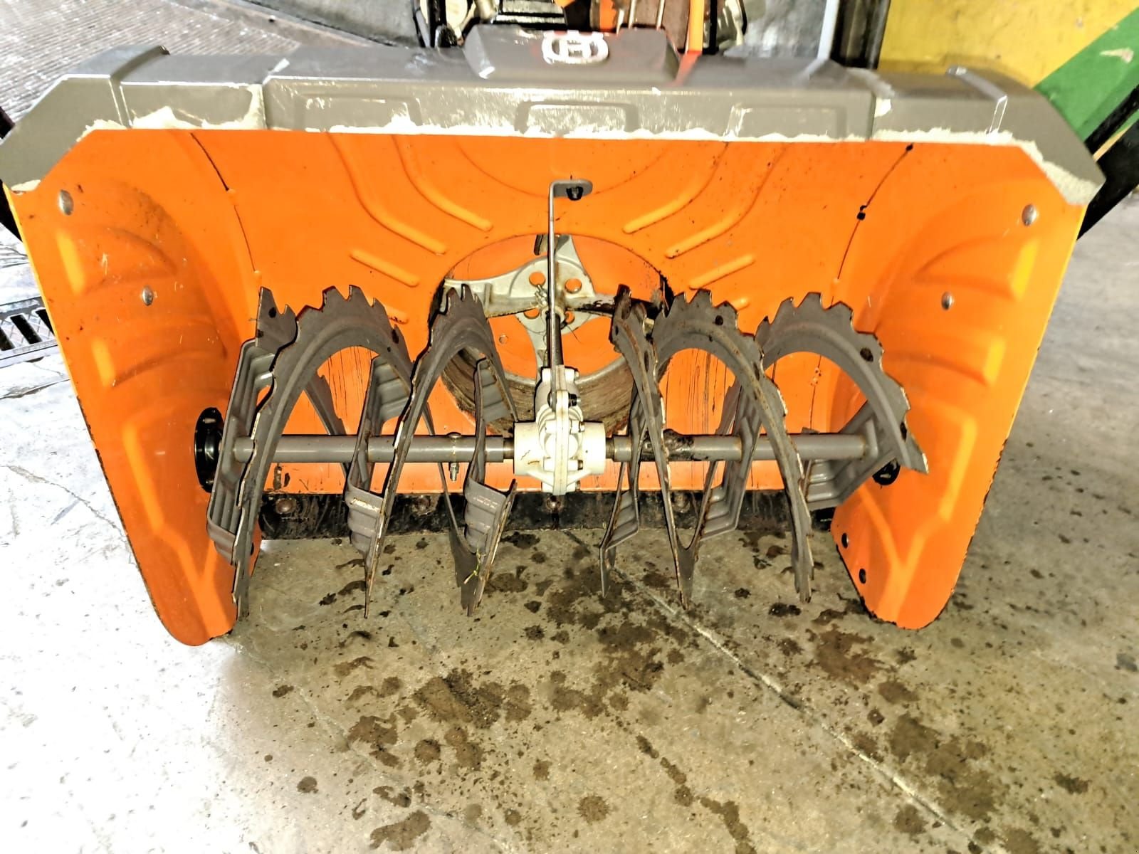 Schneeräumschild van het type Husqvarna ST 330P - GZ2768, Gebrauchtmaschine in Eppan (BZ) (Foto 2)