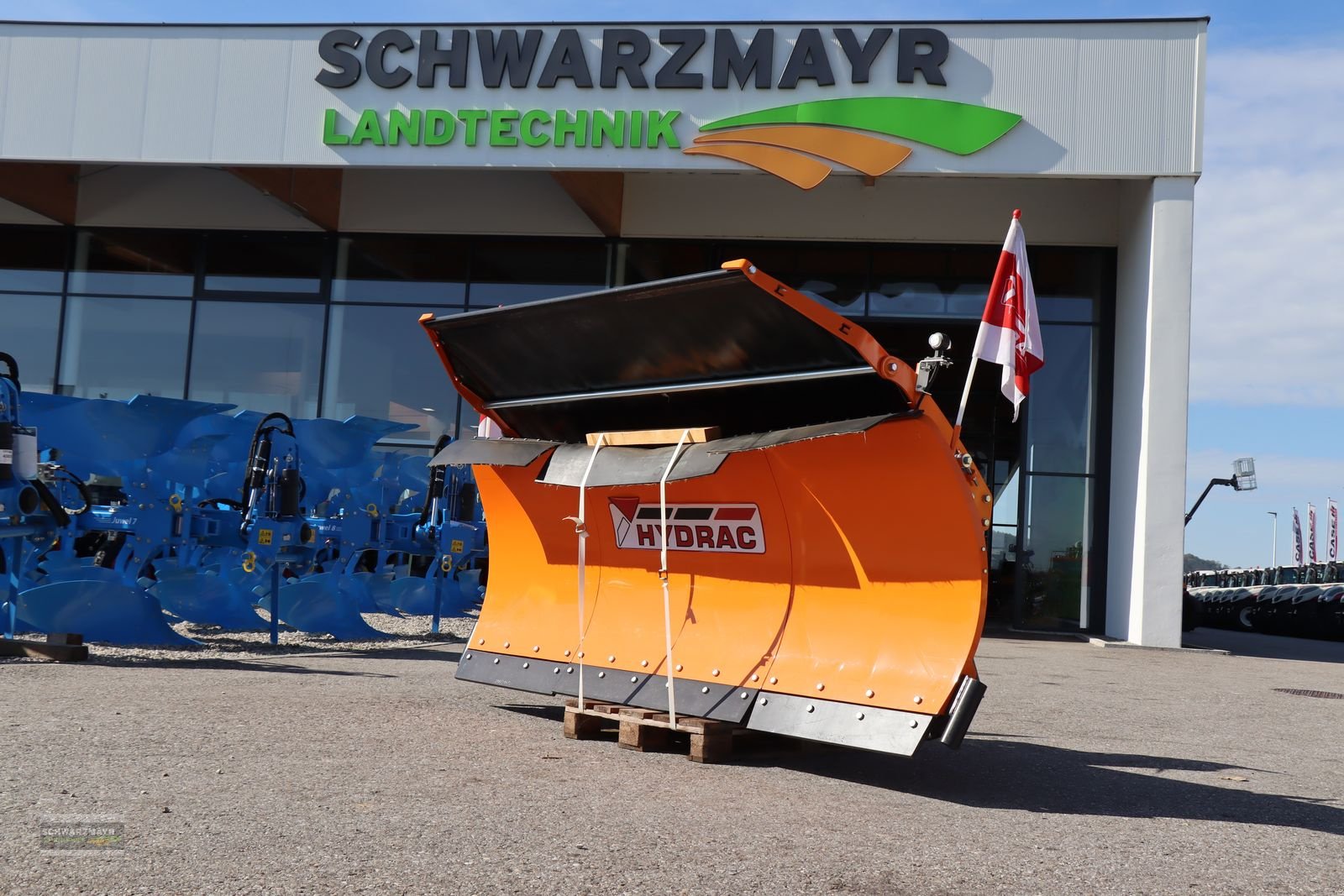 Schneeräumschild des Typs Hydrac U-III-300-C, Neumaschine in Gampern (Bild 3)