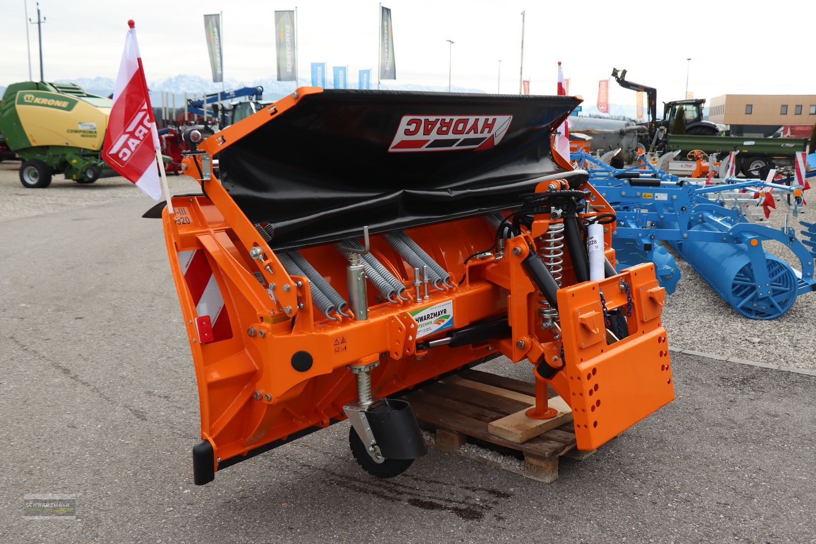 Schneeräumschild des Typs Hydrac U-III-320 EUR Gr. 3, Neumaschine in Aurolzmünster (Bild 7)