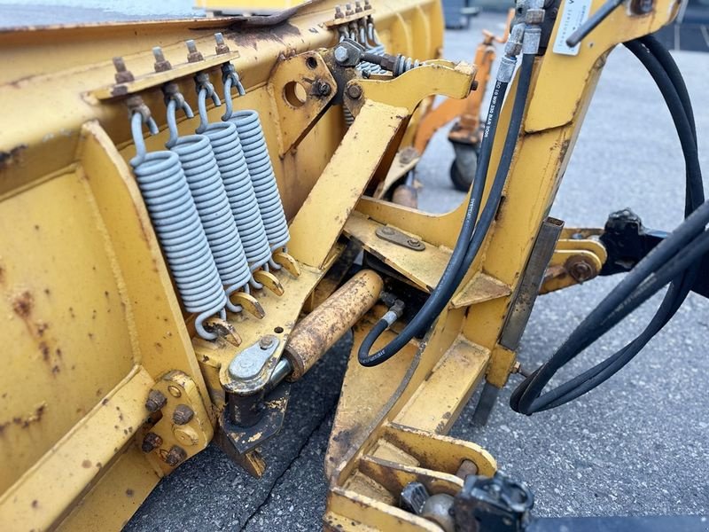 Schneeräumschild от тип Hydrac UNI 290 Schneeschild, Gebrauchtmaschine в St. Marienkirchen (Снимка 7)