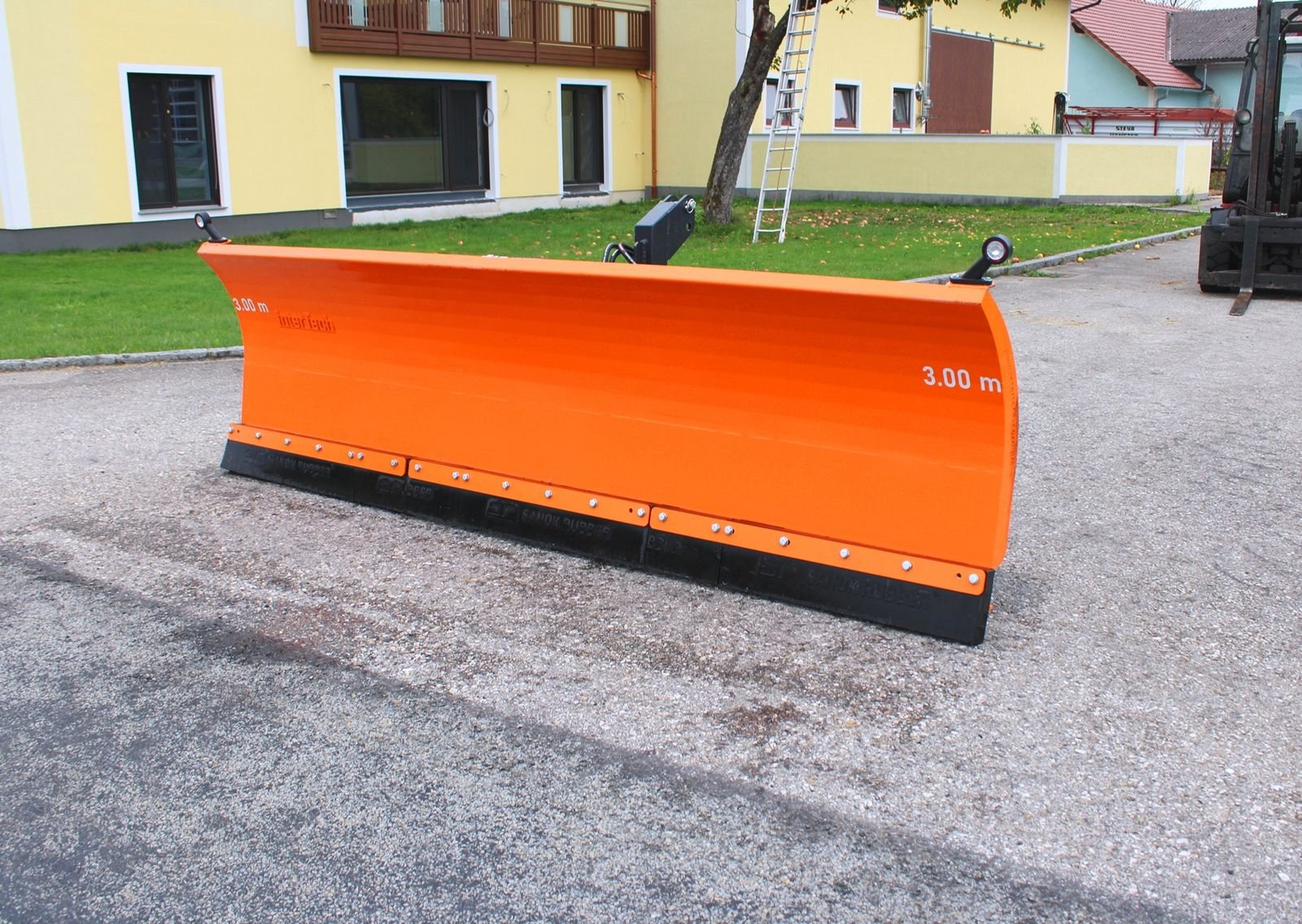 Schneeräumschild of the type InterTech Schneepflug, Schneeschild PSSH04, 3,0m, Neumaschine in Neukirchen am Walde  (Picture 3)